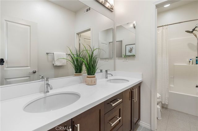 5560 Boardwalk 105, Hawthorne, CA 90250