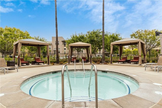 5560 Boardwalk 105, Hawthorne, CA 90250