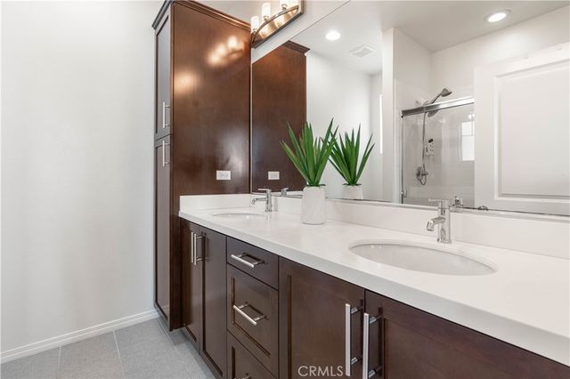 5560 Boardwalk 105, Hawthorne, CA 90250
