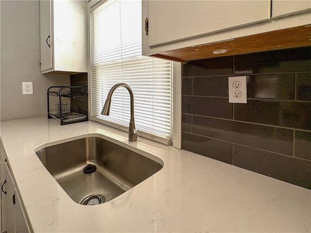 3719 Benton Boulevard, Kansas City, MO 64128