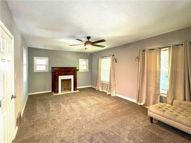 3719 Benton Boulevard, Kansas City, MO 64128