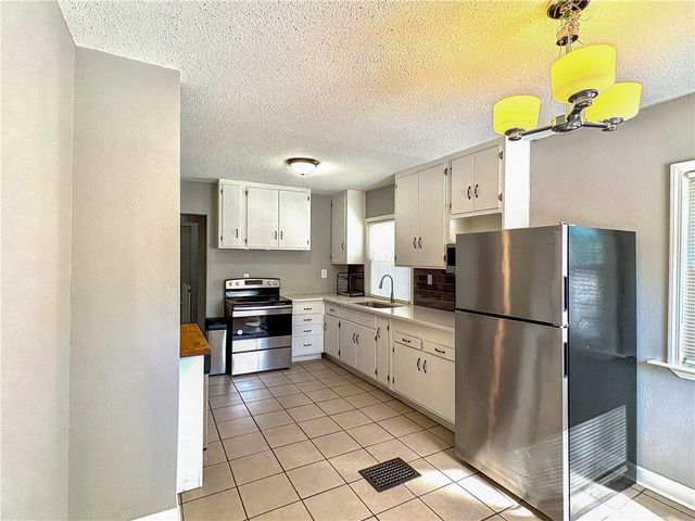 3719 Benton Boulevard, Kansas City, MO 64128