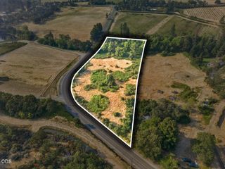 3545 Pioneer Road, Medford, OR 97501
