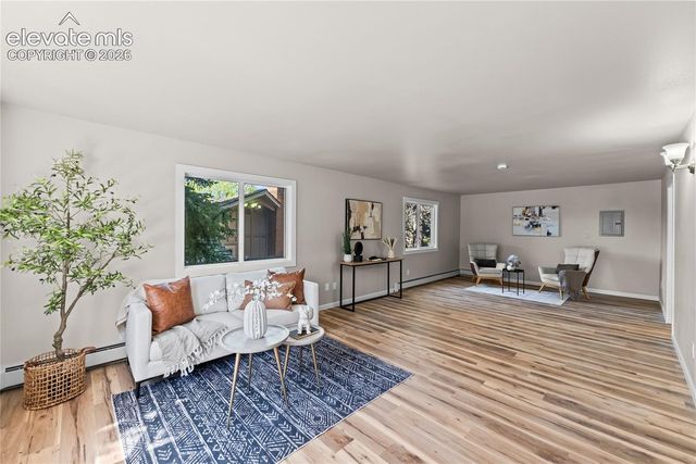 6820 Dauntless Court, Colorado Springs, CO 80919