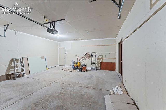 6820 Dauntless Court, Colorado Springs, CO 80919