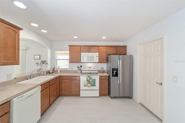 2303 NAUTILUS LANE, The Villages, FL 32162