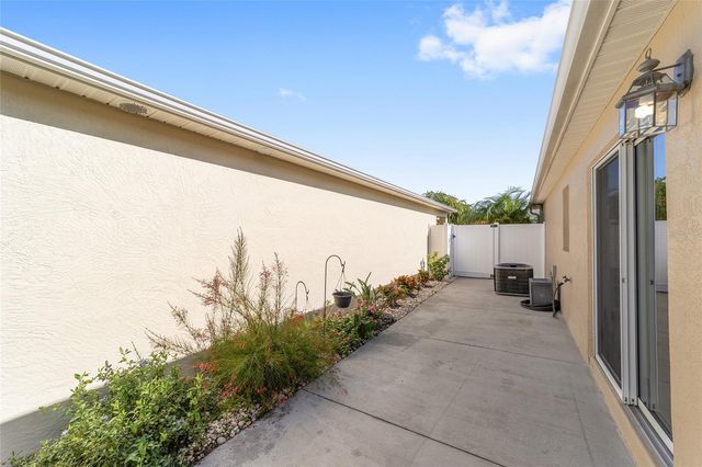 2303 NAUTILUS LANE, The Villages, FL 32162