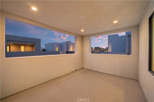 65 ballast point, Tustin, CA 92782