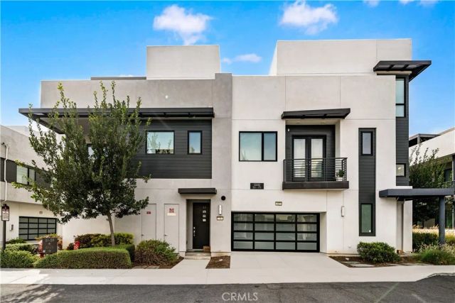 65 ballast point, Tustin, CA 92782