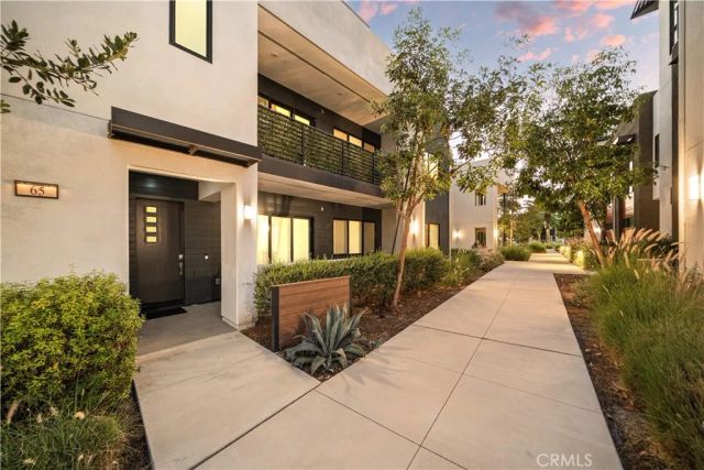65 ballast point, Tustin, CA 92782