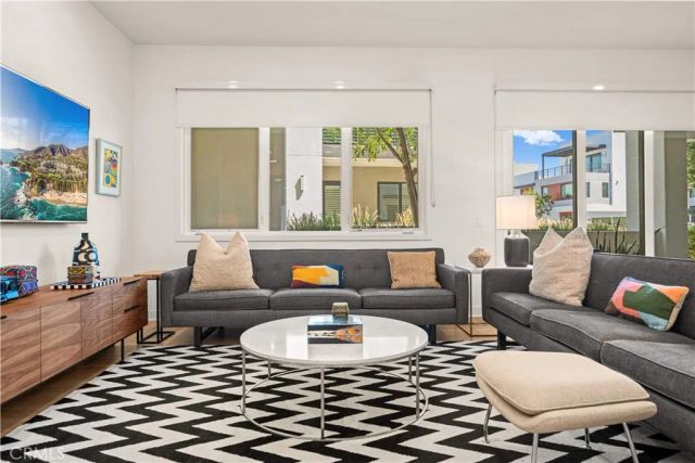 65 ballast point, Tustin, CA 92782
