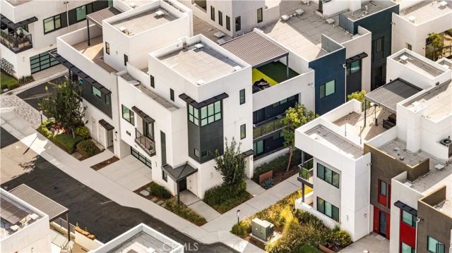 65 ballast point, Tustin, CA 92782