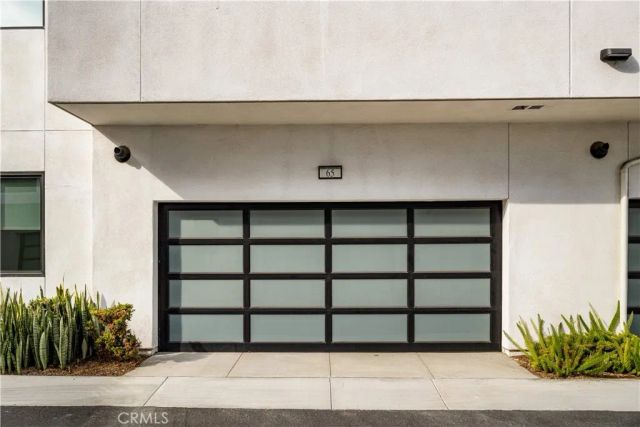 65 ballast point, Tustin, CA 92782