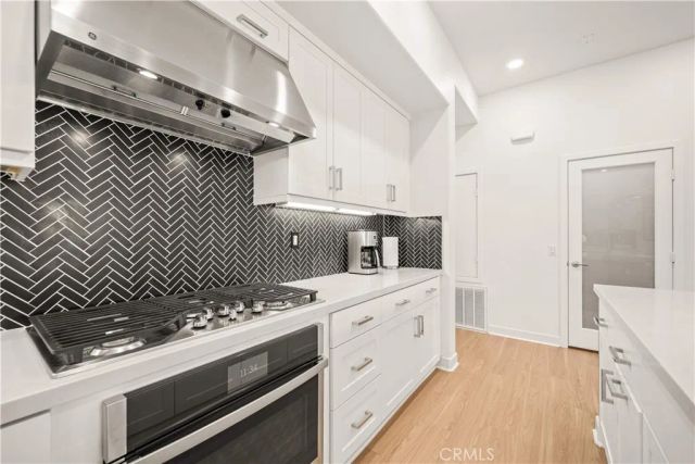65 ballast point, Tustin, CA 92782