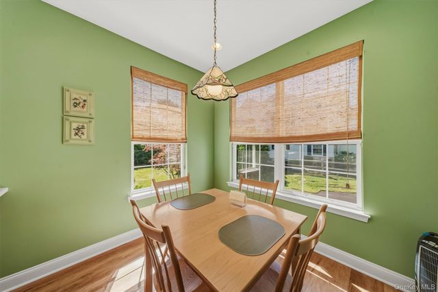 10 Willow Court, Tuxedo Park, NY 10987