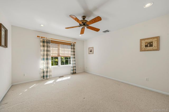 10 Willow Court, Tuxedo Park, NY 10987
