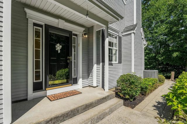10 Willow Court, Tuxedo Park, NY 10987