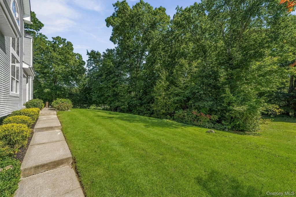 10 Willow Court, Tuxedo Park, NY 10987 — photo 3