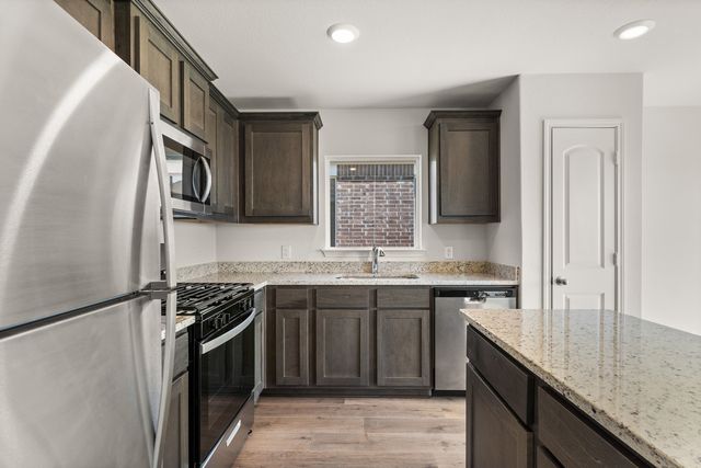 13413 Gitty Up Circle, Cresson, TX 76035