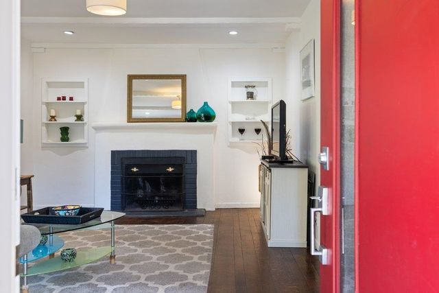 9600 Golf Links, Oakland, CA 94605