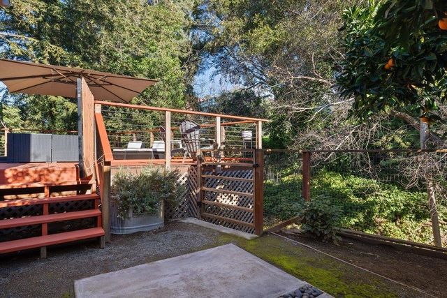 9600 Golf Links, Oakland, CA 94605