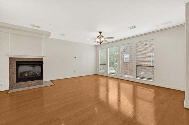 2414 Calumet Street B, Houston, TX 77004