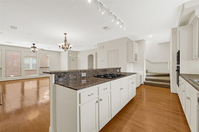 2414 Calumet Street B, Houston, TX 77004