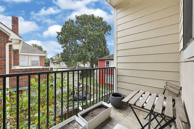 2414 Calumet Street B, Houston, TX 77004