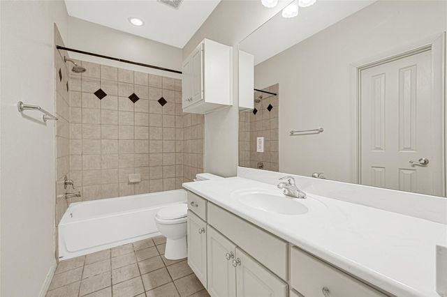 2414 Calumet Street B, Houston, TX 77004