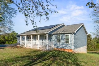 211 Zinnia Lane, Kirbyville, MO 65679