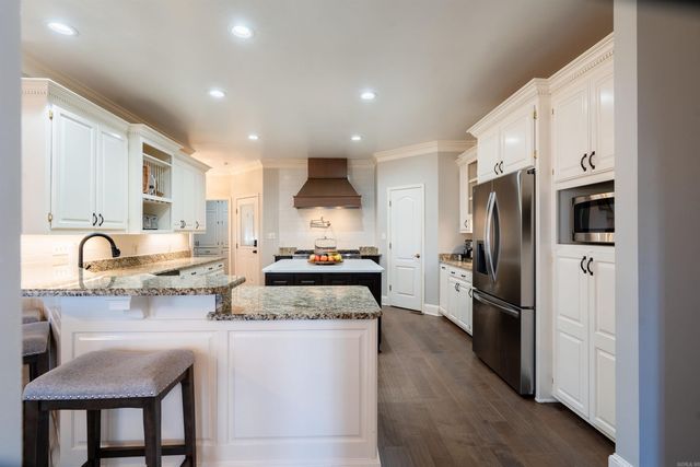 6 Oakridge Lane, Searcy, AR 72143