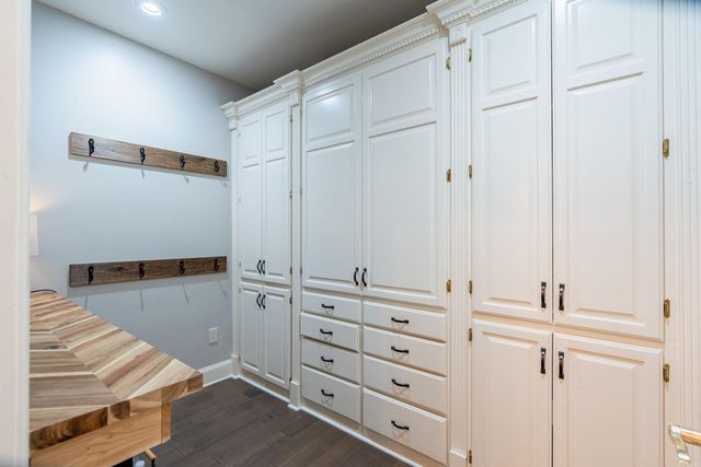 6 Oakridge Lane, Searcy, AR 72143