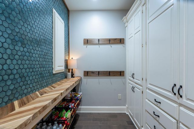 6 Oakridge Lane, Searcy, AR 72143