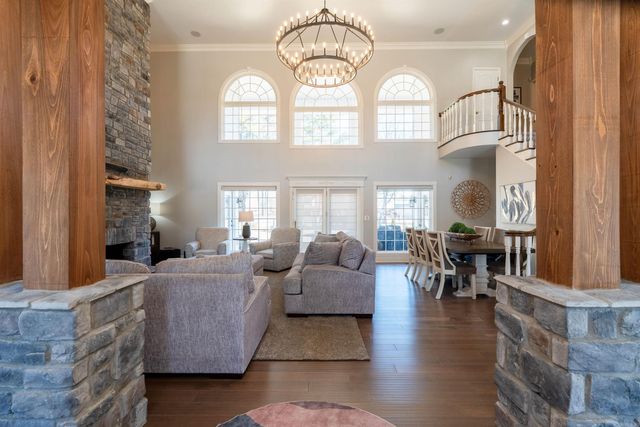 6 Oakridge Lane, Searcy, AR 72143