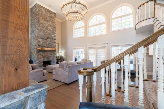 6 Oakridge Lane, Searcy, AR 72143