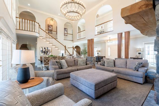 6 Oakridge Lane, Searcy, AR 72143