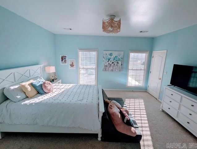 6 Oakridge Lane, Searcy, AR 72143