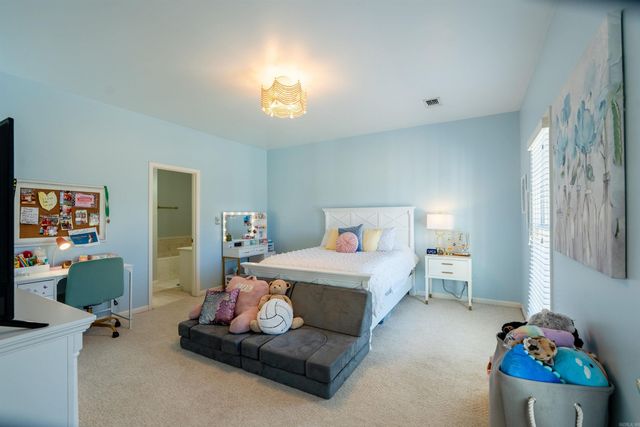 6 Oakridge Lane, Searcy, AR 72143