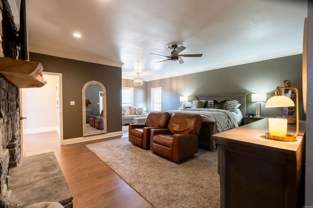 6 Oakridge Lane, Searcy, AR 72143