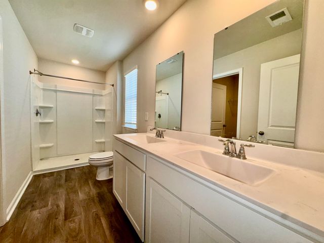 512 Woodland Farms Circle, Aynor, SC 29511