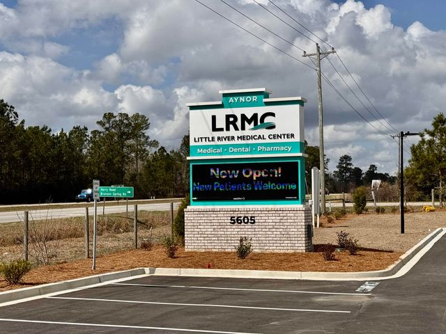 512 Woodland Farms Circle, Aynor, SC 29511