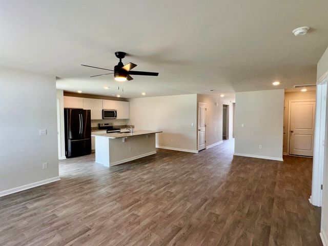 512 Woodland Farms Circle, Aynor, SC 29511