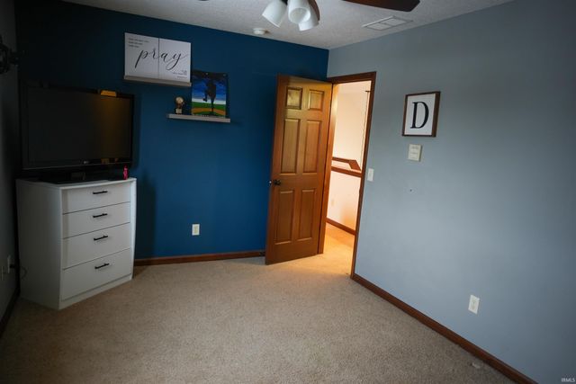 7107 Evansbrook Drive, Fort Wayne, IN 46835