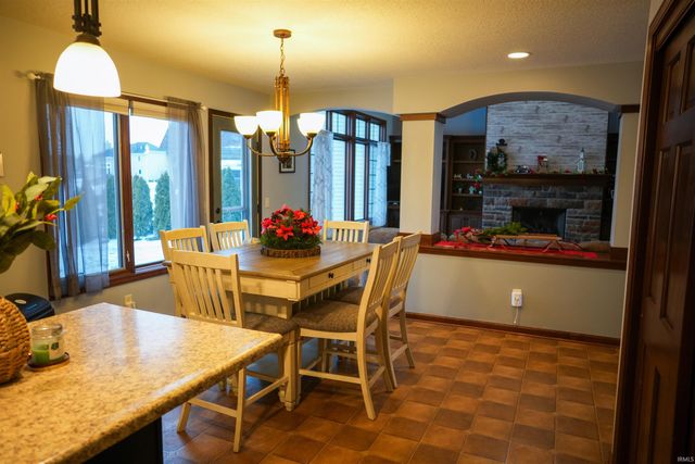 7107 Evansbrook Drive, Fort Wayne, IN 46835