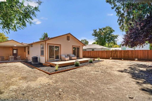 212 Babette Ct, Pleasant Hill, CA 94523