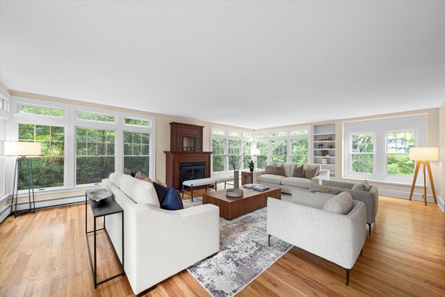 340 Orchard Hills Drive, Ann Arbor, MI 48104