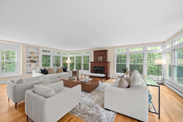 340 Orchard Hills Drive, Ann Arbor, MI 48104