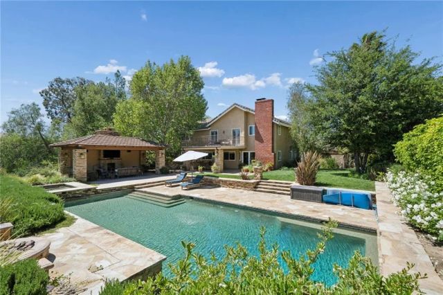 22043 Parvin, Saugus, CA 91350