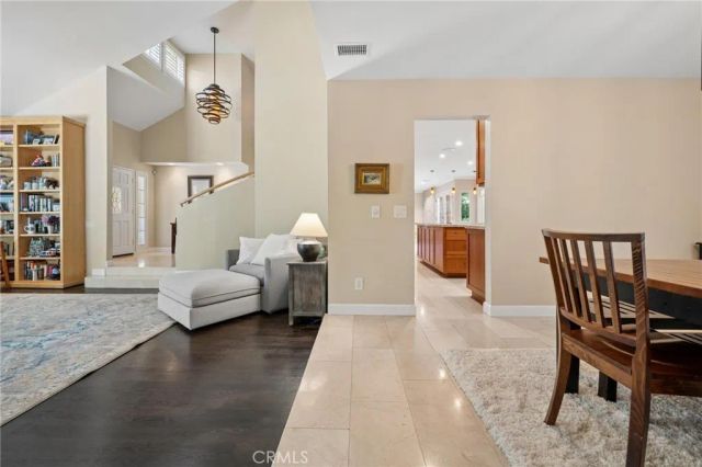 22043 Parvin, Saugus, CA 91350