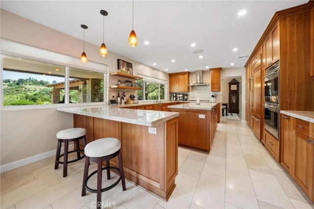22043 Parvin, Saugus, CA 91350